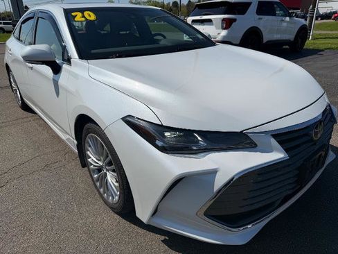 Used 2020 Toyota Avalon Limited w/ Advanced Safety Package FWD image 1