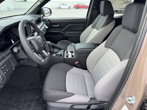 New 2026 Toyota Tacoma TRD Off-Road AWD/4WD image 2