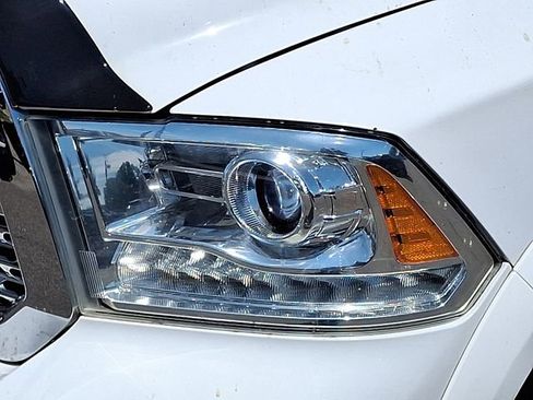 Used 2015 RAM 1500 Laramie w/ Convenience Group image 30