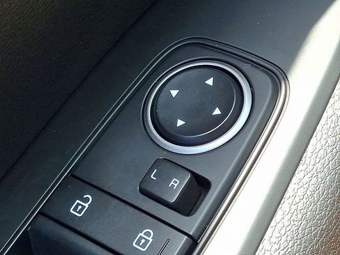 Used 2023 Kia Forte LXS FWD image 25