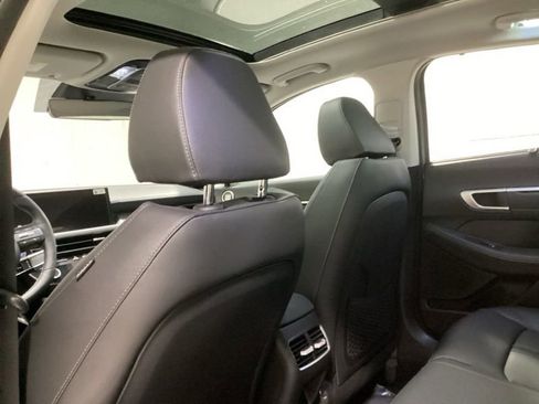 New 2026 Hyundai Sonata Limited FWD image 17