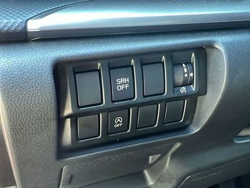 Used 2021 Subaru Forester Premium AWD/4WD image 12