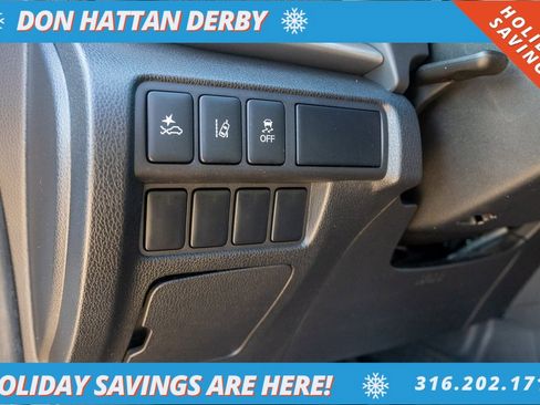 Used 2022 Mitsubishi Eclipse Cross SE image 19