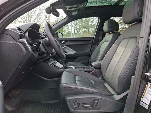 Used 2023 Audi Q3 2.0T Premium image 13