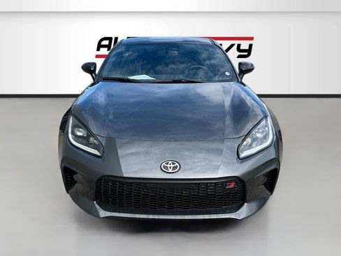 Used 2025 Toyota GR86 Premium w/ ALL Weather Mat Package (TMS) image 2