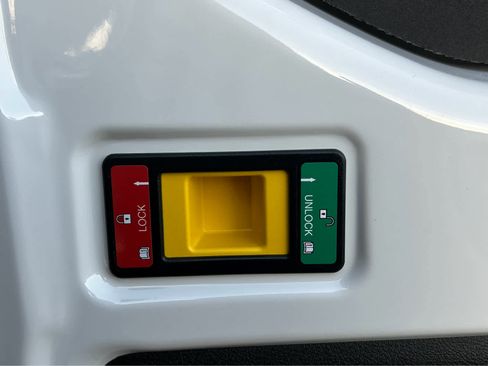 New 2025 Ford Transit 250 148 Medium Roof w/ Load Area Protection Package image 10