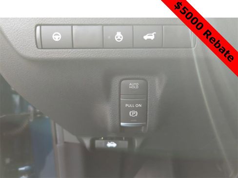 New 2025 Nissan Murano SL image 18