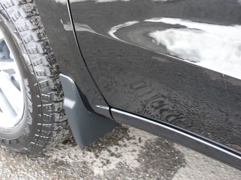 Used 2023 Chevrolet Silverado 1500 LT image 11