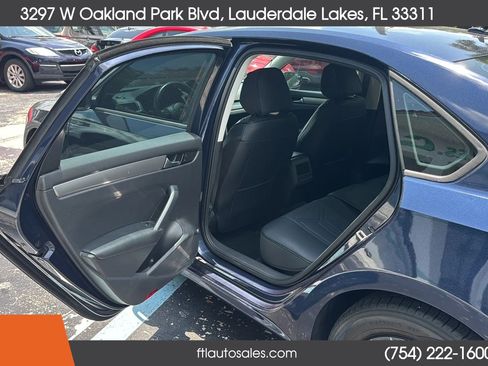 Used 2015 Volkswagen Passat 1.8T S FWD image 21