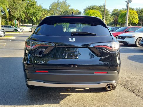 Certified 2025 Honda HR-V Sport image 5