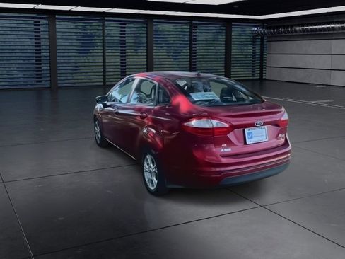 Used 2015 Ford Fiesta SE w/ Comfort Package image 7