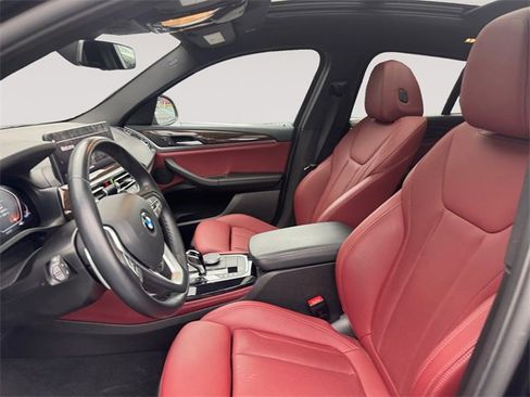 Used 2024 BMW X4 xDrive30i w/ Parking Assistance Package image 8