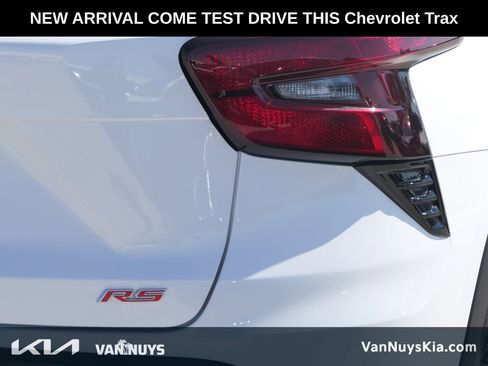 Used 2024 Chevrolet Trax RS w/ Driver Confidence Package image 4