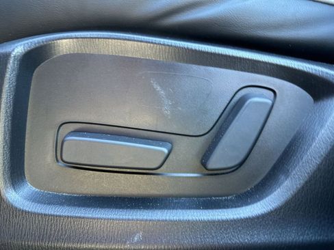 Used 2025 MAZDA CX-5 AWD 2.5 S w/ Select Package image 12