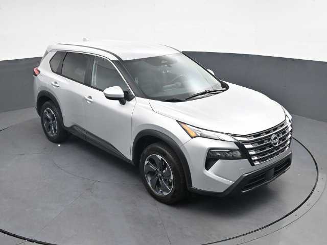Used 2025 Nissan Rogue SV FWD image 22