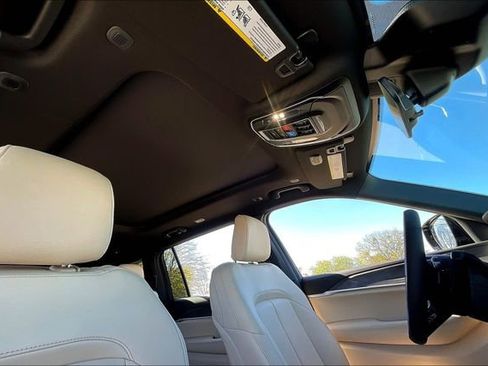 New 2025 Jeep Grand Cherokee L Limited image 31