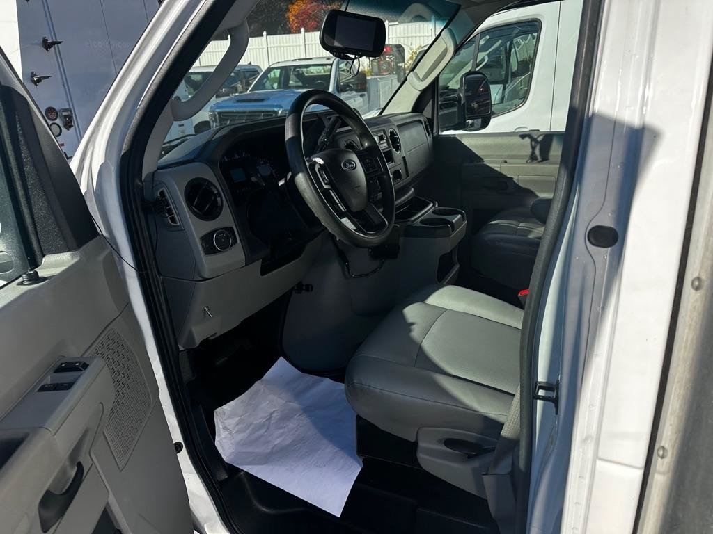 Used 2021 Ford E-350 and Econoline 350 Super Duty w/ Power Windows & Locks Group RWD image 15