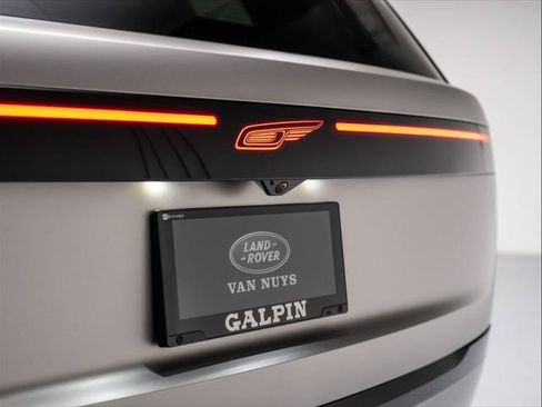 New 2026 Land Rover Range Rover Long Wheelbase Autobiography AWD/4WD image 39