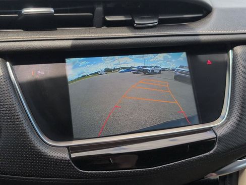 Used 2017 Cadillac XT5 FWD image 28
