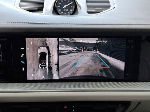 Certified 2026 Porsche Cayenne Coupe image 25