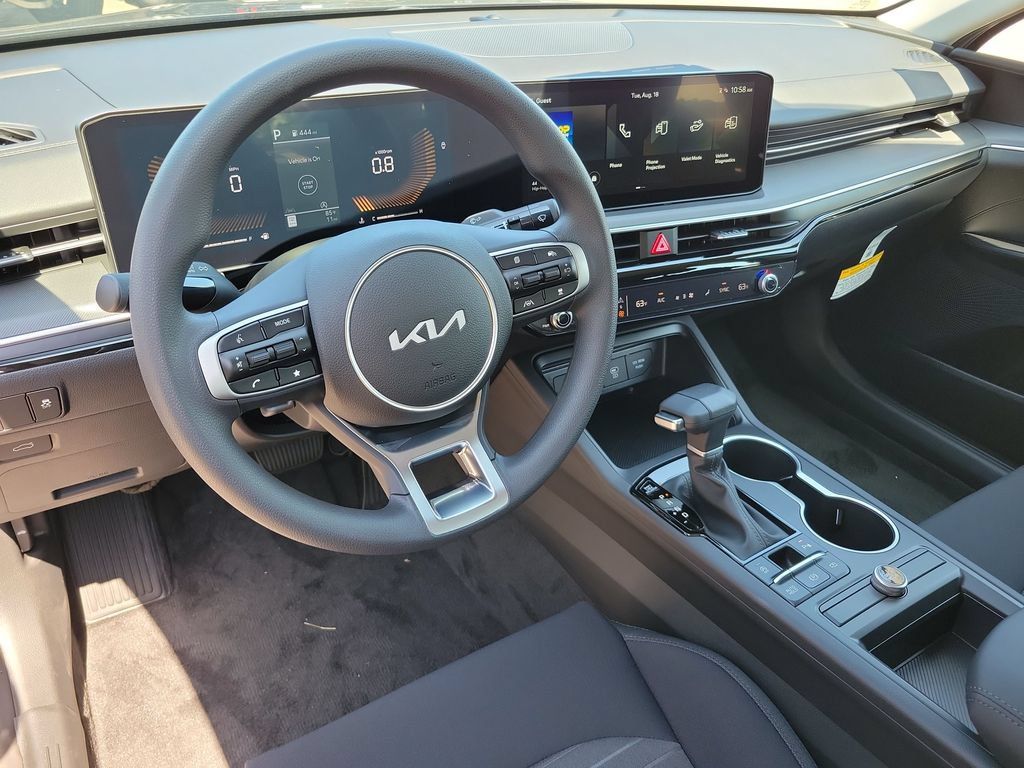 New 2026 Kia K5 LXS FWD image 9