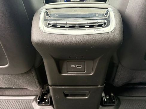 Used 2024 Cadillac XT6 Sport w/ Technology Package AWD/4WD image 20