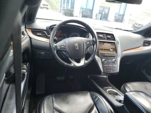 Used 2019 Lincoln MKC Reserve w/ MKC Climate Package AWD/4WD image 12