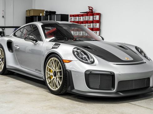 Used 2018 Porsche 911 GT2 RS w/ Weissach Package image 3