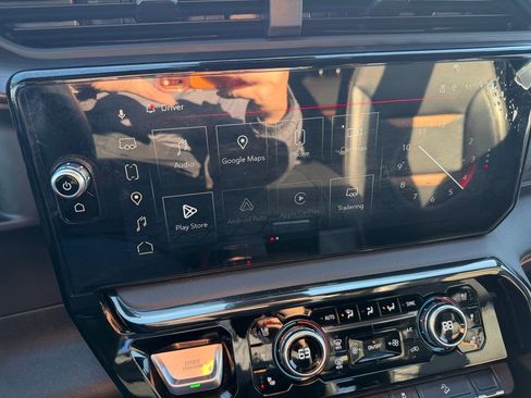 Used 2023 GMC Sierra 1500 AT4 w/ AT4 Premium Package image 19