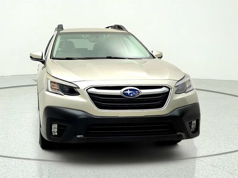 Used 2020 Subaru Outback Premium AWD/4WD image 2