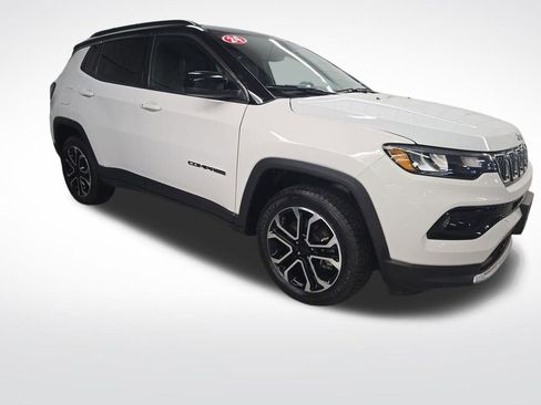 Used 2024 Jeep Compass Limited image 8