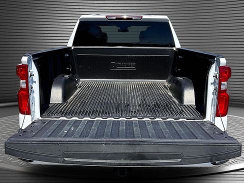 Used 2025 Chevrolet Silverado 1500 RST AWD/4WD image 7