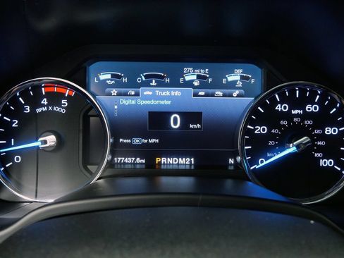 Used 2019 Ford F250 Lariat w/ Lariat Ultimate Package AWD/4WD image 26