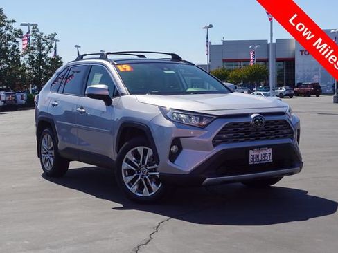 Certified 2019 Toyota RAV4 Limited w/ Advanced Technology Package AWD/4WD image 2
