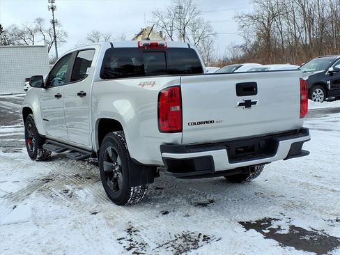 Used 2018 Chevrolet Colorado LT w/ Redline Special Edition image 3