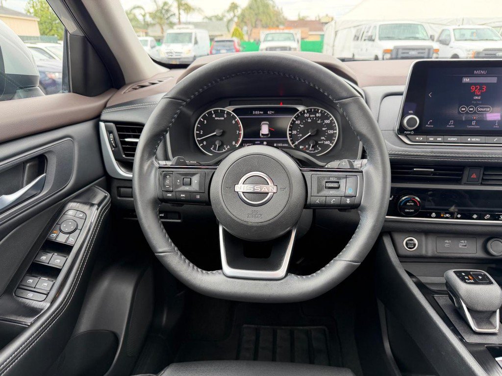 Used 2023 Nissan Rogue SV w/ SV Premium B Package AWD/4WD image 27