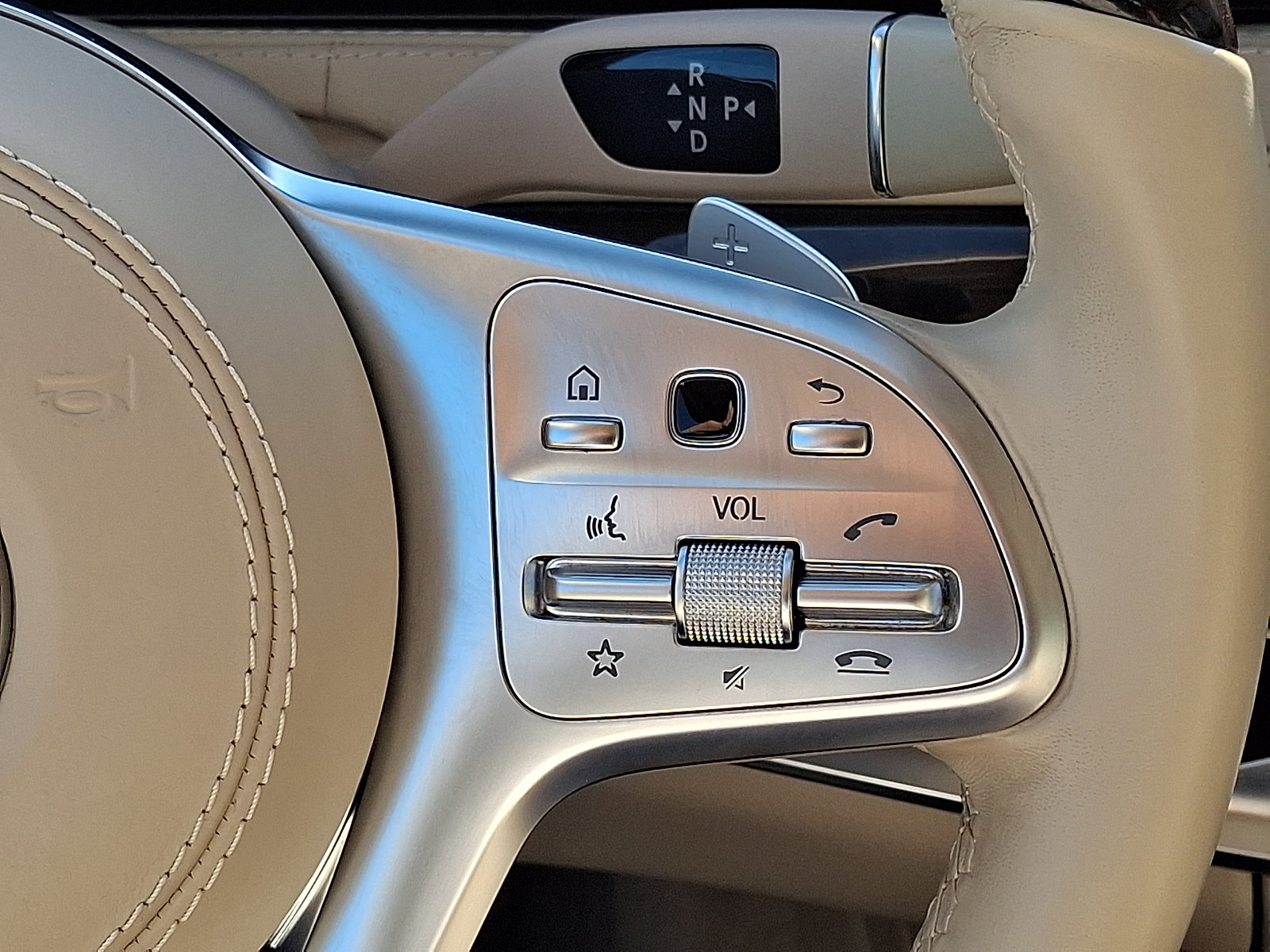 Used 2019 Mercedes-Benz S 560 4MATIC Sedan image 24