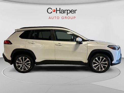Used 2023 Toyota Corolla Cross XLE w/ Convenience Package AWD/4WD image 2