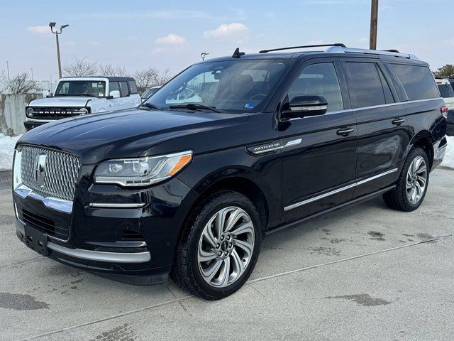 Used 2022 Lincoln Navigator L Reserve AWD/4WD image 12