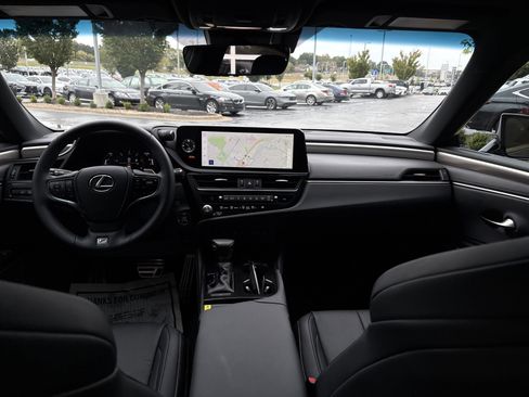 Certified 2025 Lexus ES 350 F Sport image 29