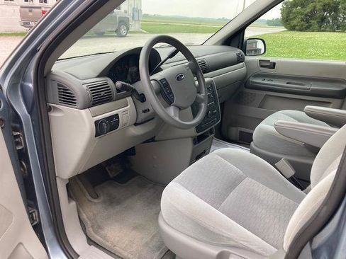 Used 2004 Ford Freestar SE FWD image 17