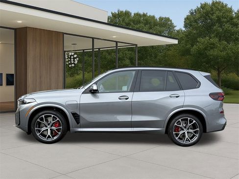 New 2026 BMW X5 xDrive50e w/ M Sport Package image 11