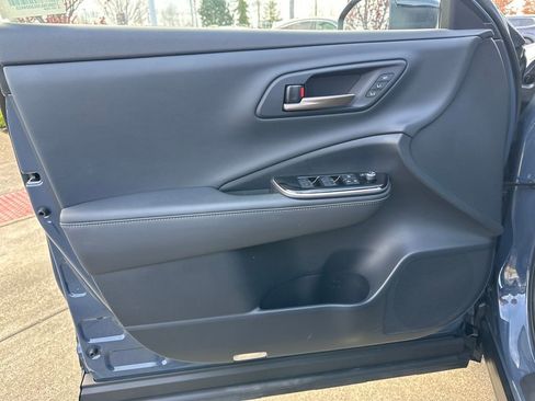 Certified 2025 Toyota Crown Signia w/ Advanced Technology Package image 11