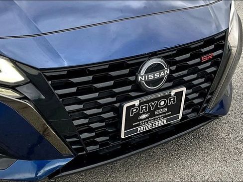 Used 2023 Nissan Altima 2.0 SR FWD image 33