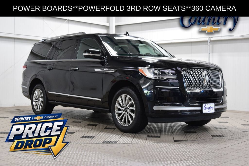 Used 2024 Lincoln Navigator L 4WD image 1