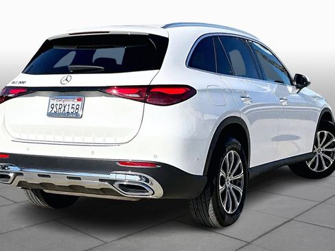 Used 2025 Mercedes-Benz GLC 300 image 12