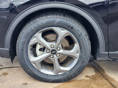 Certified 2025 Ford Escape ST-Line FWD image 10
