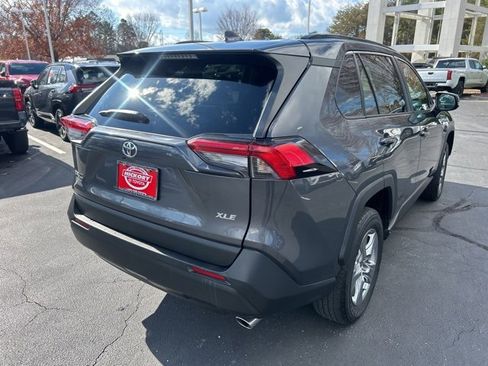 Used 2024 Toyota RAV4 XLE image 5