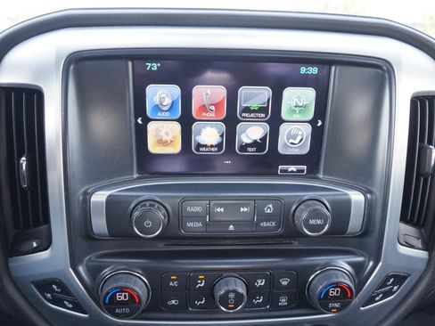Used 2018 GMC Sierra 2500 SLT w/ Duramax Plus Package AWD/4WD image 13