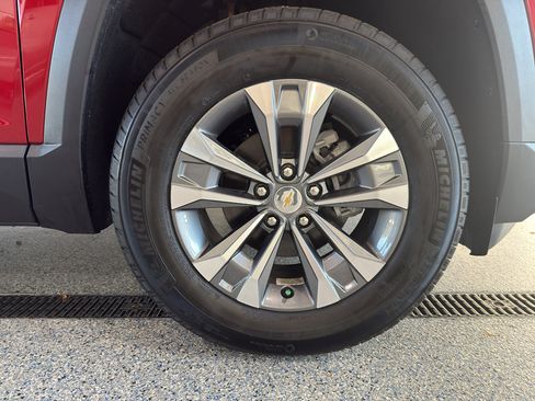 New 2026 Chevrolet Equinox LT w/ Convenience Package II image 33